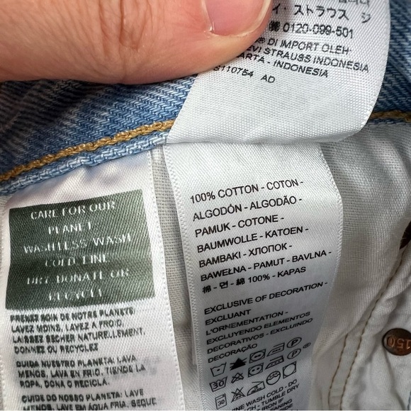 NWT Levi's 501 Jeans Size 28 Floral Patchwork Distressed - Picture 7 of 7